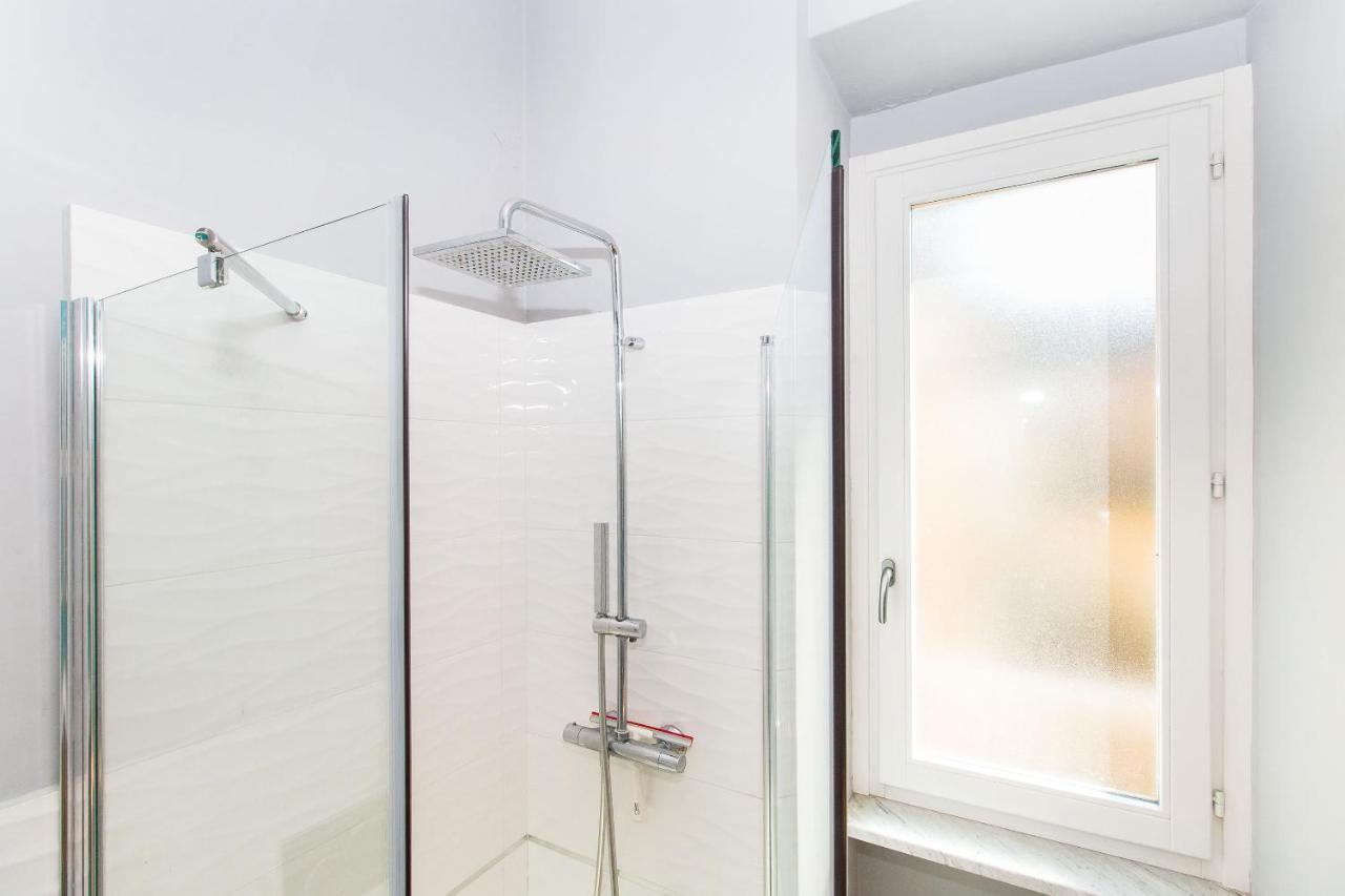 Porta Nuova&Parco del Valentino Roomy Flat Torino Eksteriør billede